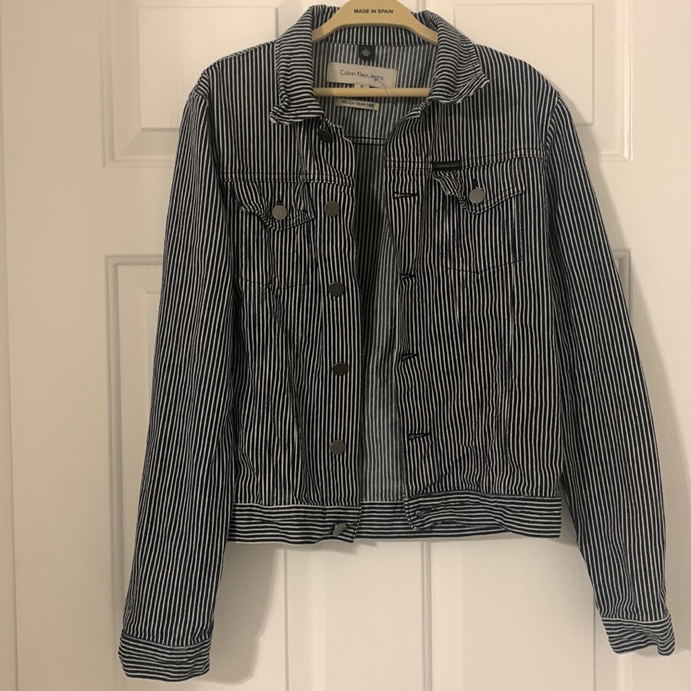 Calvin Klein Clean Line Trucker Teddy Stripe Engineer Denim Jacket NWOT Size M